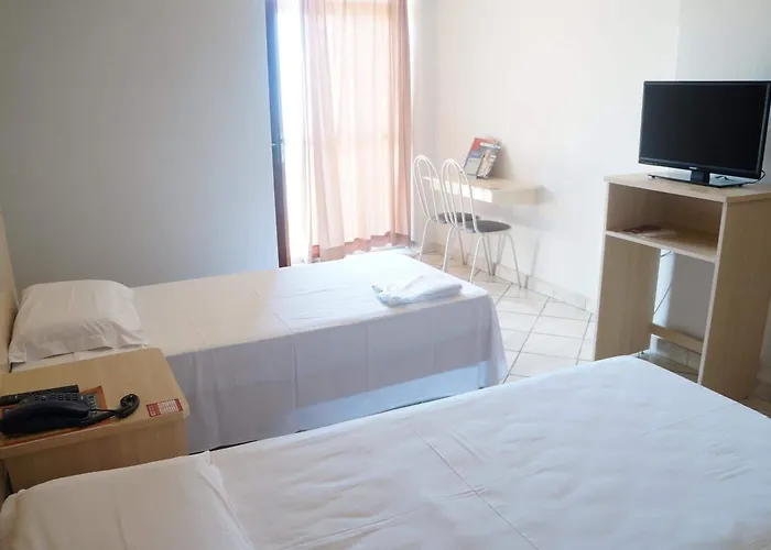 Manhuaçu Center Hotel